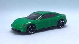 Hot Wheels Tekli Arabalar PORSCHE TAYCAN TURBO S HKJ31