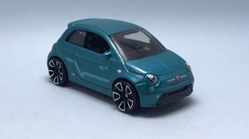 Hot Wheels Tekli Arabalar FİAT 500e HKH59