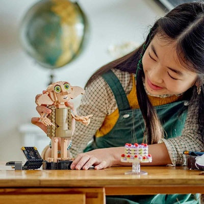 76421 LEGO® Harry Potter™ Ev Cini Dobby™ 403 parça +8 yaş